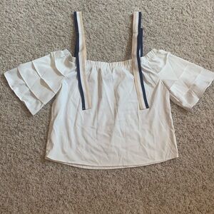 NWT woman’s top
